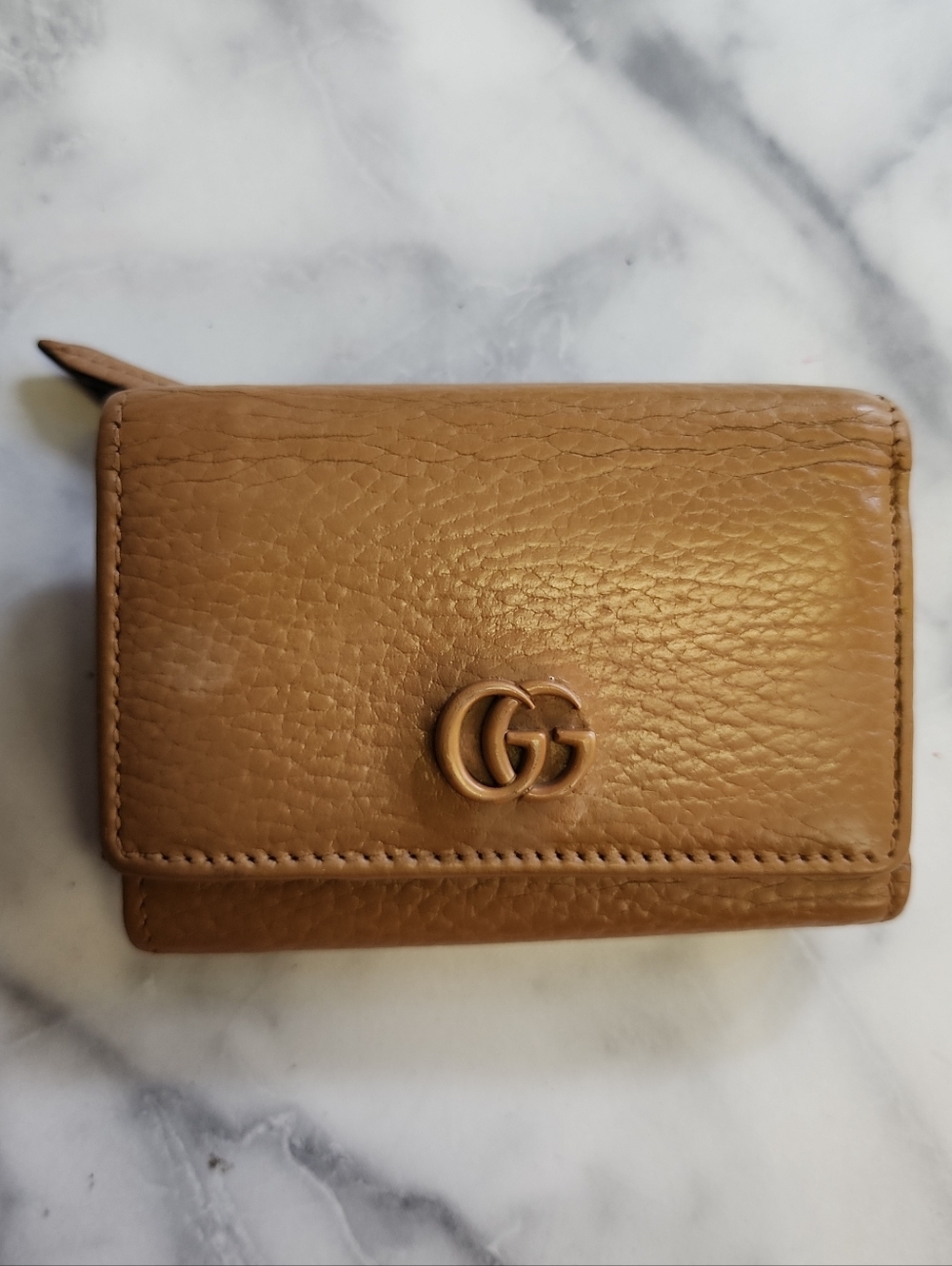 Authentic Tan Pebbled Leather Gucci Marmont Compact Trifold Wallet - Picture 9 of 9